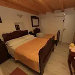Old Town Hvar Rooms & Apartments